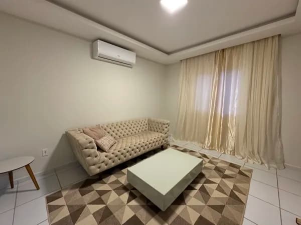Casa mobiliada - Condominio fechado