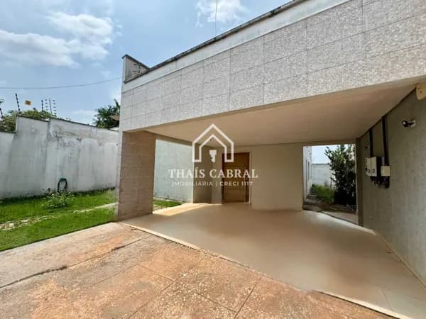Casa à Venda - Bairro Cinco Estrelas