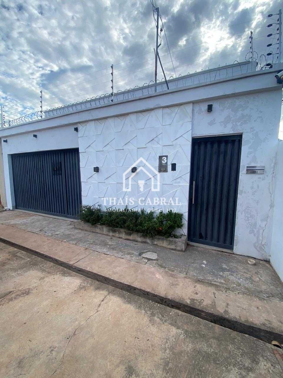 Casa Padrão a venda - Jardim América