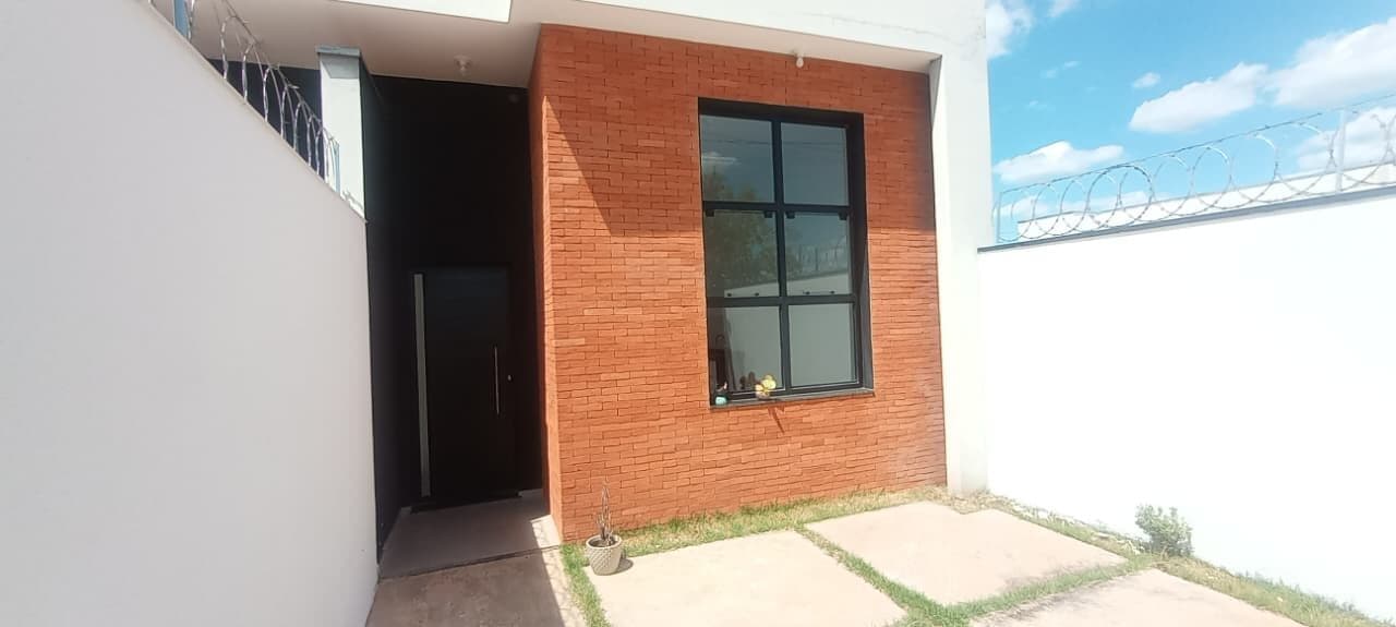 Casa Moderna à Venda no Jardim Terras de São Lucas – Oportunidade!!!