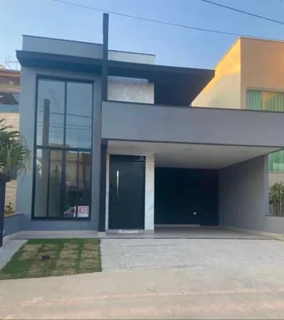 Casa à Venda no Condomínio Villagio Milano - Oportunidade