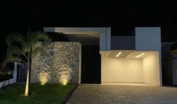 Casa em Condomínio - Casa Térrea em Condomínio à Venda – 239 m²