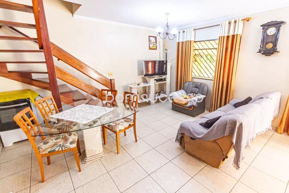 Casa com 3 dormitórios à venda, 129 m² por R$ 649.000,00 - Vila Invernada - São Paulo/SP