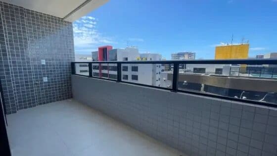 Apartamento novo, completo de armários, com 3 quartos na Ponta Verde
