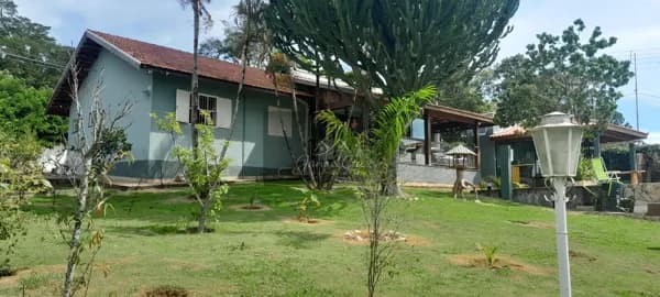 Encantora Chácara 5000 M² com Piscina em Taubaté