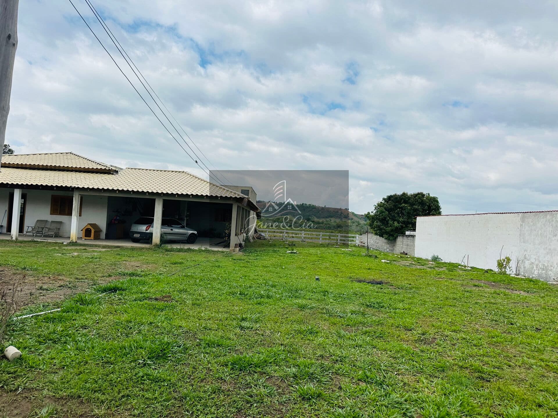 Chácara com 500mts com 1 dormitório na Estr Mun dos Remédios - Taubaté - SP