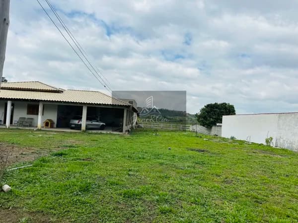 Chácara com 500mts com 1 dormitório na Estr Mun dos Remédios - Taubaté - SP
