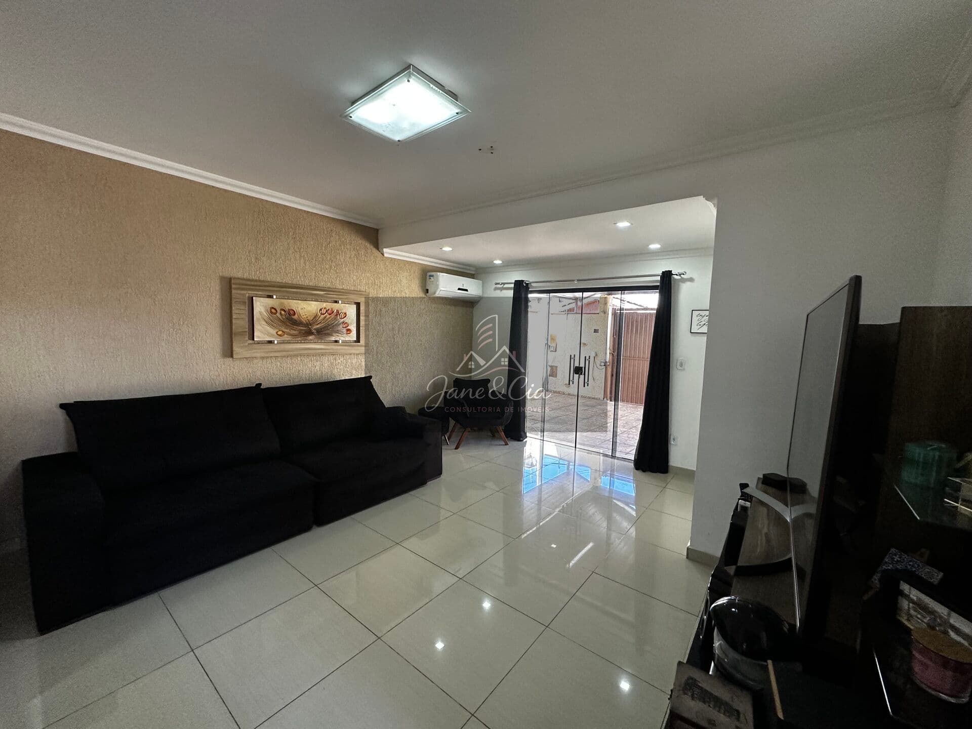 Casa com 2 dormitórios + edícula no bairro Jardim dos Eucaliptos em Tremembé
