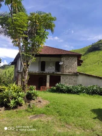Charmoso sítio com 87 hectares no bairro dos Marins, na cidade de Piquete-SP.