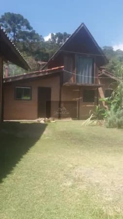 Oportunidade de Casa em Santo Antônio do Pinhal no Bairro Barreiro.