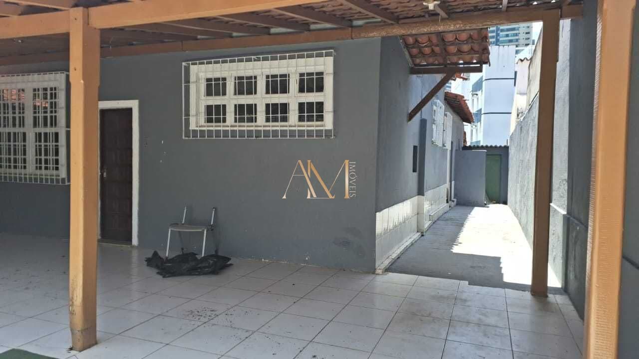 Casa ampla no Rio Vermelho para locação residencial ou comercial