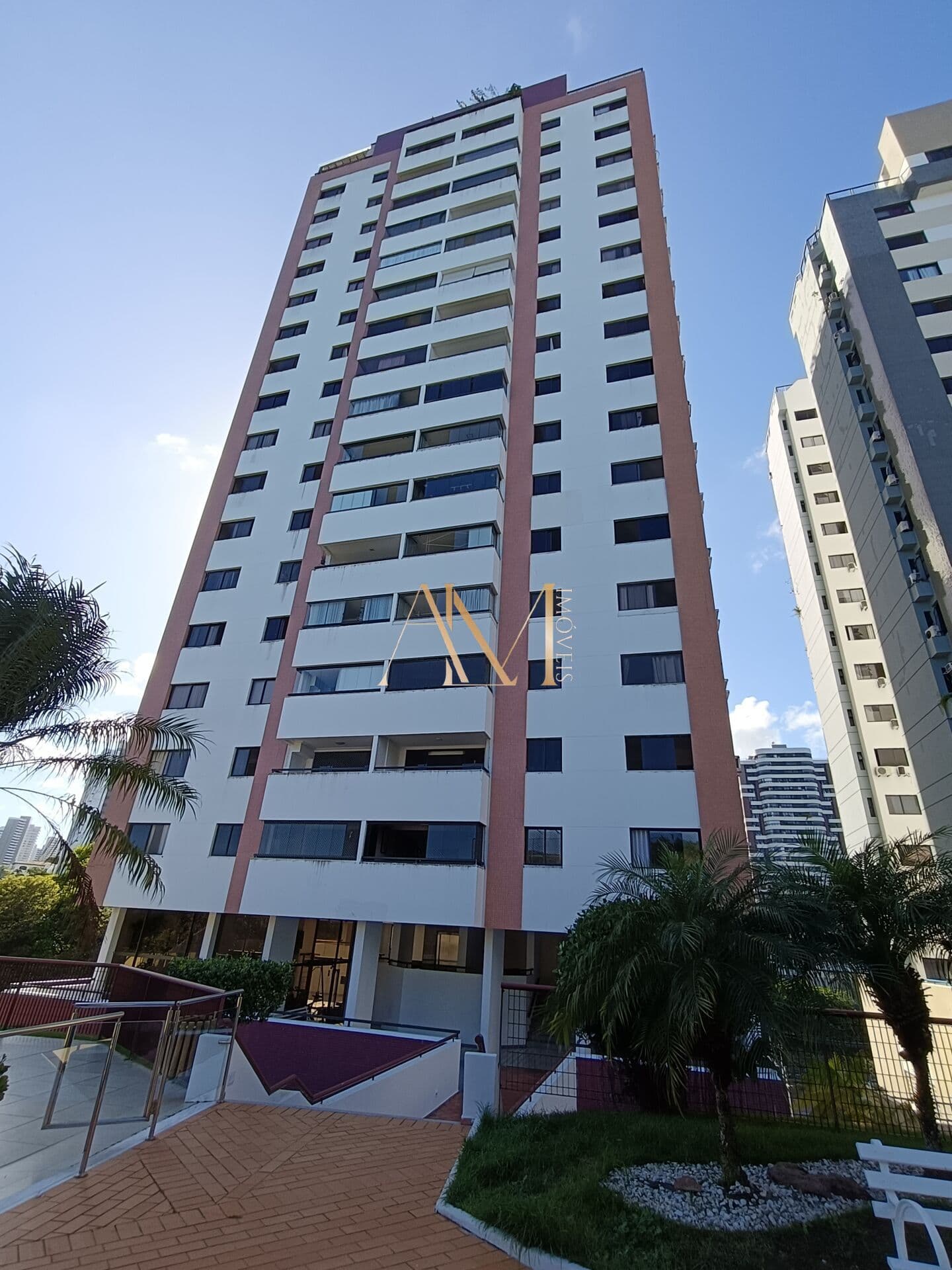 Oportunidade!!!Excelente Apartamento Alto Padrão no Rio Vermelho!!