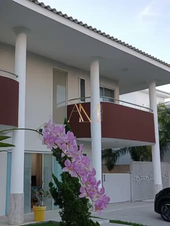 Excelente casa nascente total no Alphaville Litoral Norte 1!!!