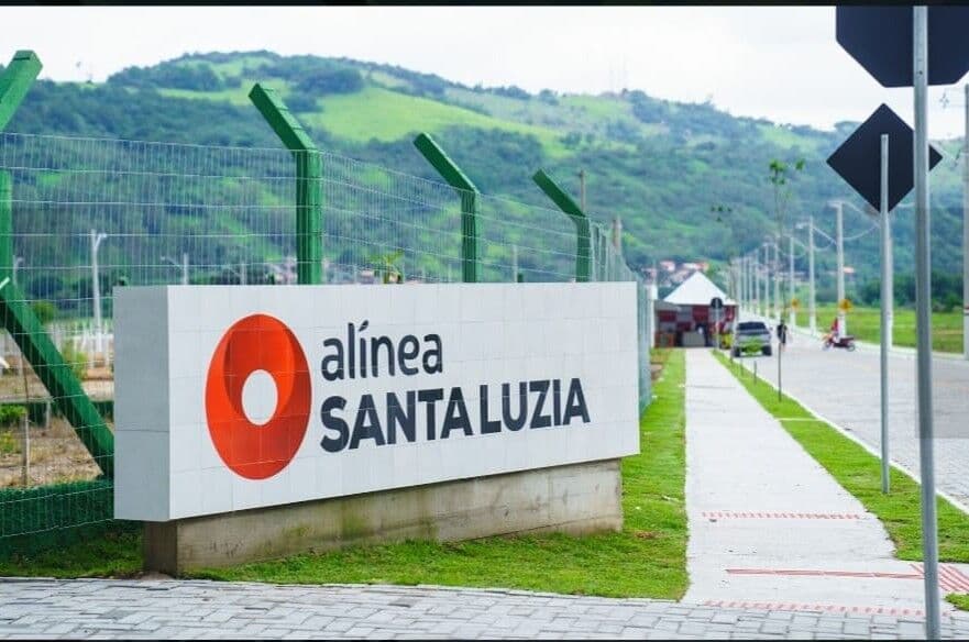 Terreno de esquina em Loteamento