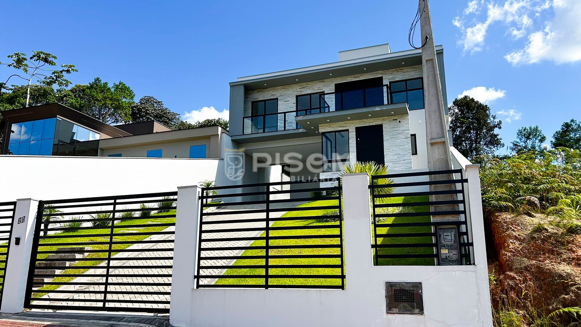 Casa Alto Padrão Primeiro de Maio em Brusque