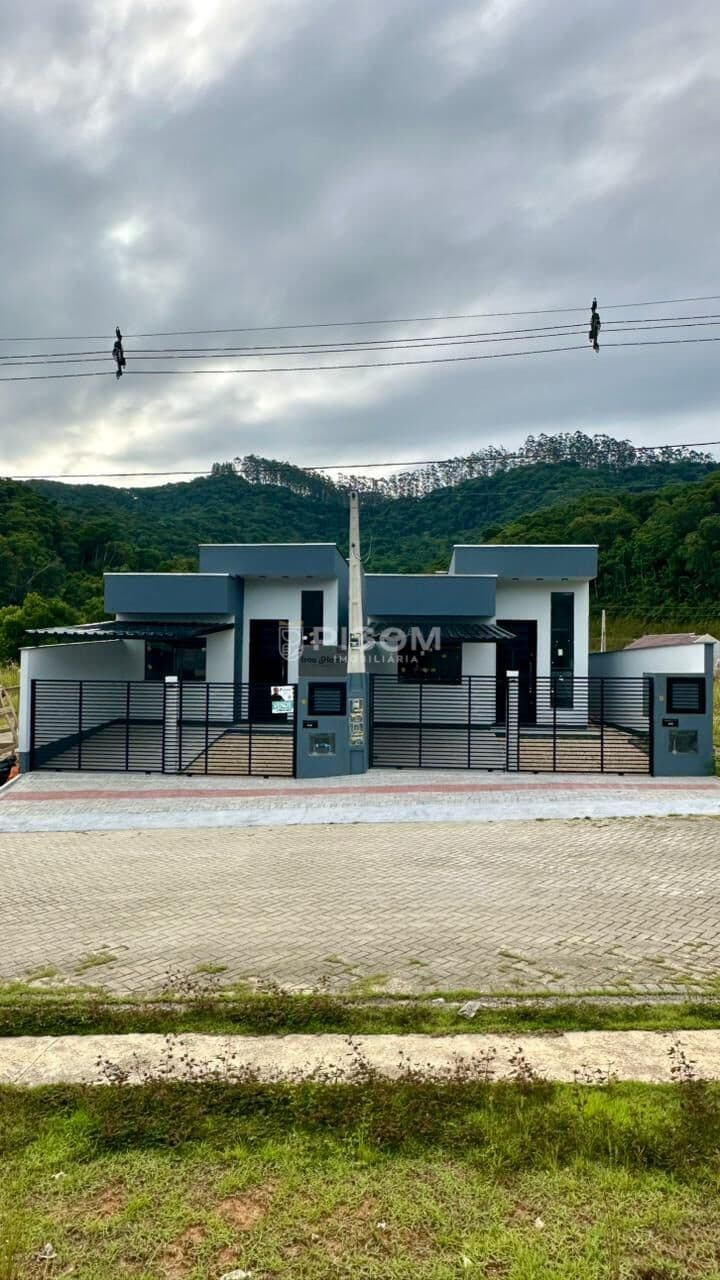 RESIDENCIAL IRON HOME RESIDENCE IMOVEL CASA SOLTA À VENDA