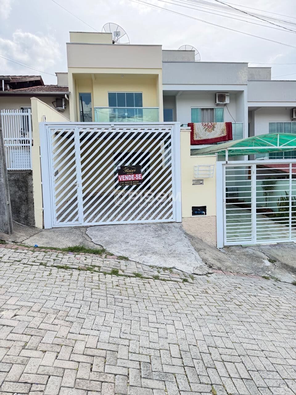 SOBRADO COM PISCINA NO TOMAZ COELHO