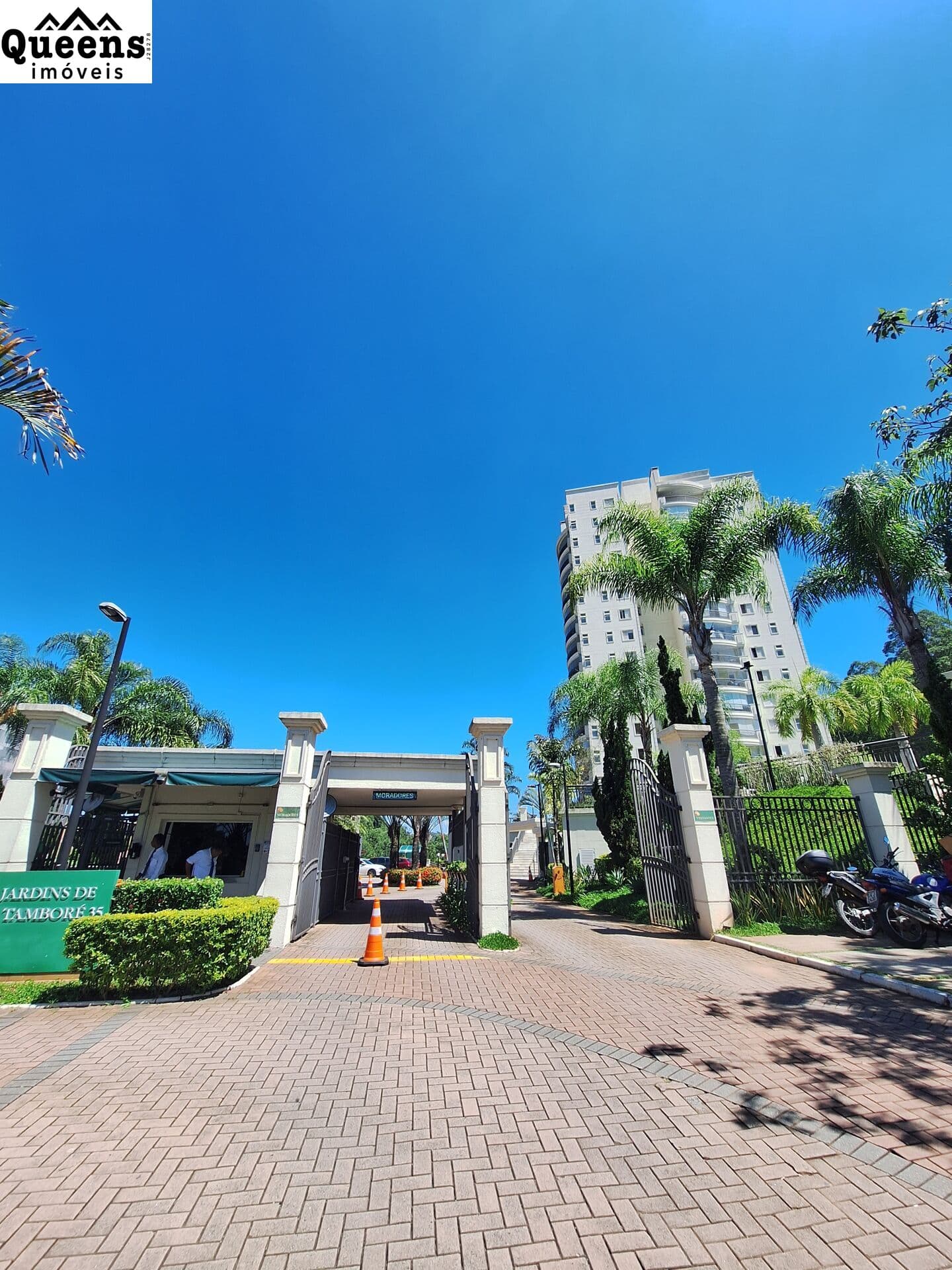 Apartamento para alugar Alphaville Tamboré Queens Imóveis