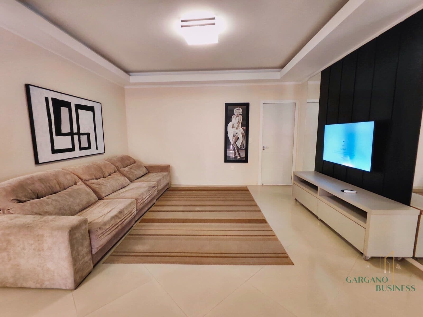 Apartamento em Itapema - Meia Praia