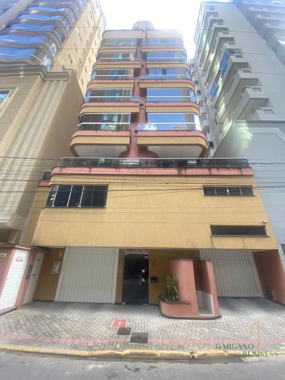 Apartamento em Meia Praia, Itapema/SC