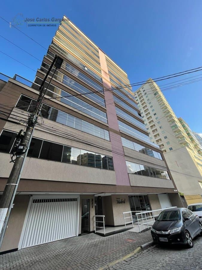 Apartamento Padrão para Aluguel em Meia Praia Itapema-SC