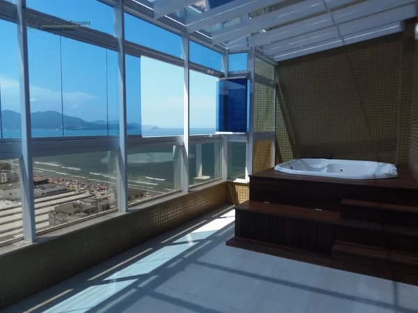 Apartamento Cobertura Duplex para Aluguel em Meia Praia Itapema-SC