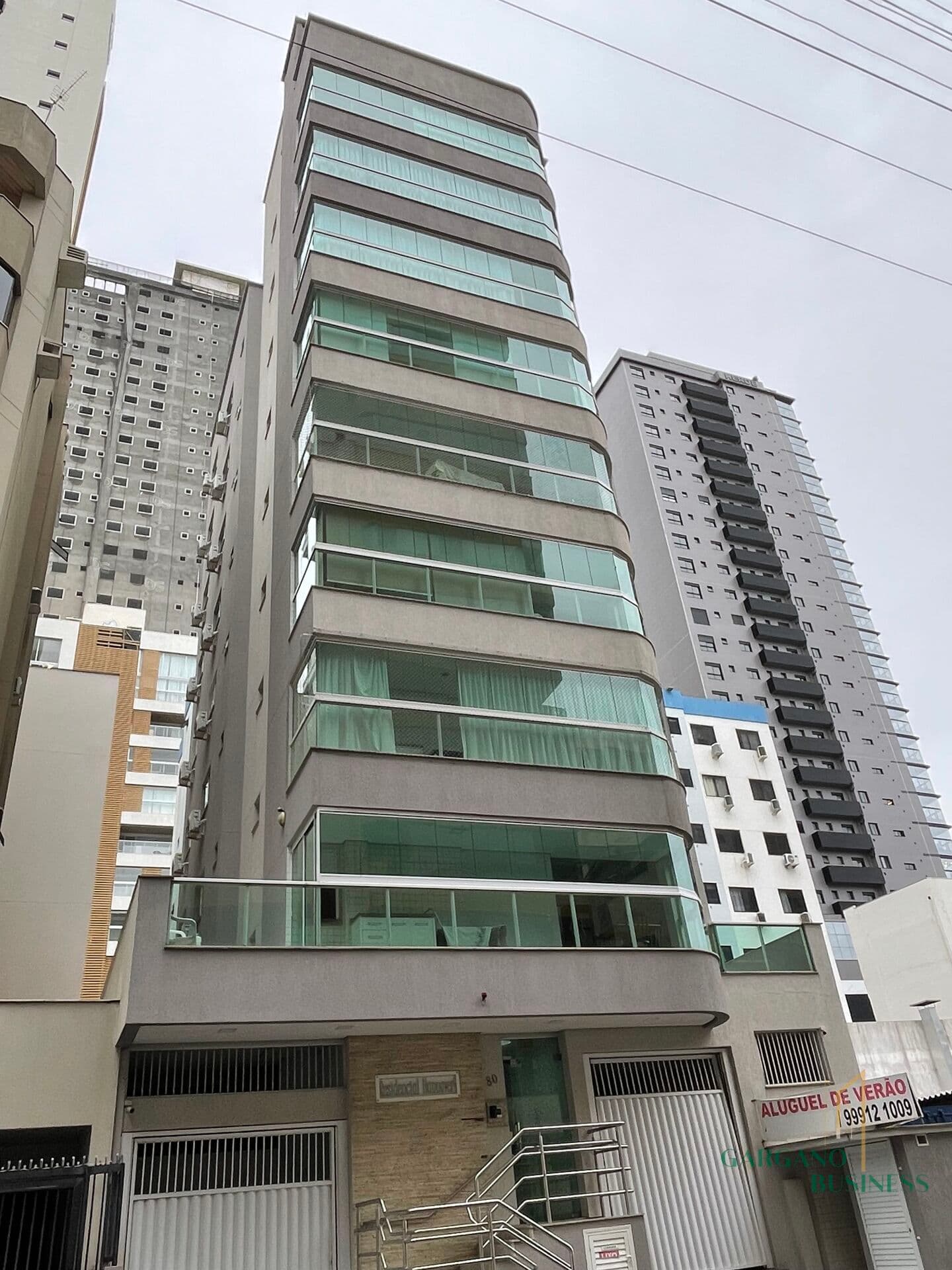 Apartamento em Itapema - Meia Praia
