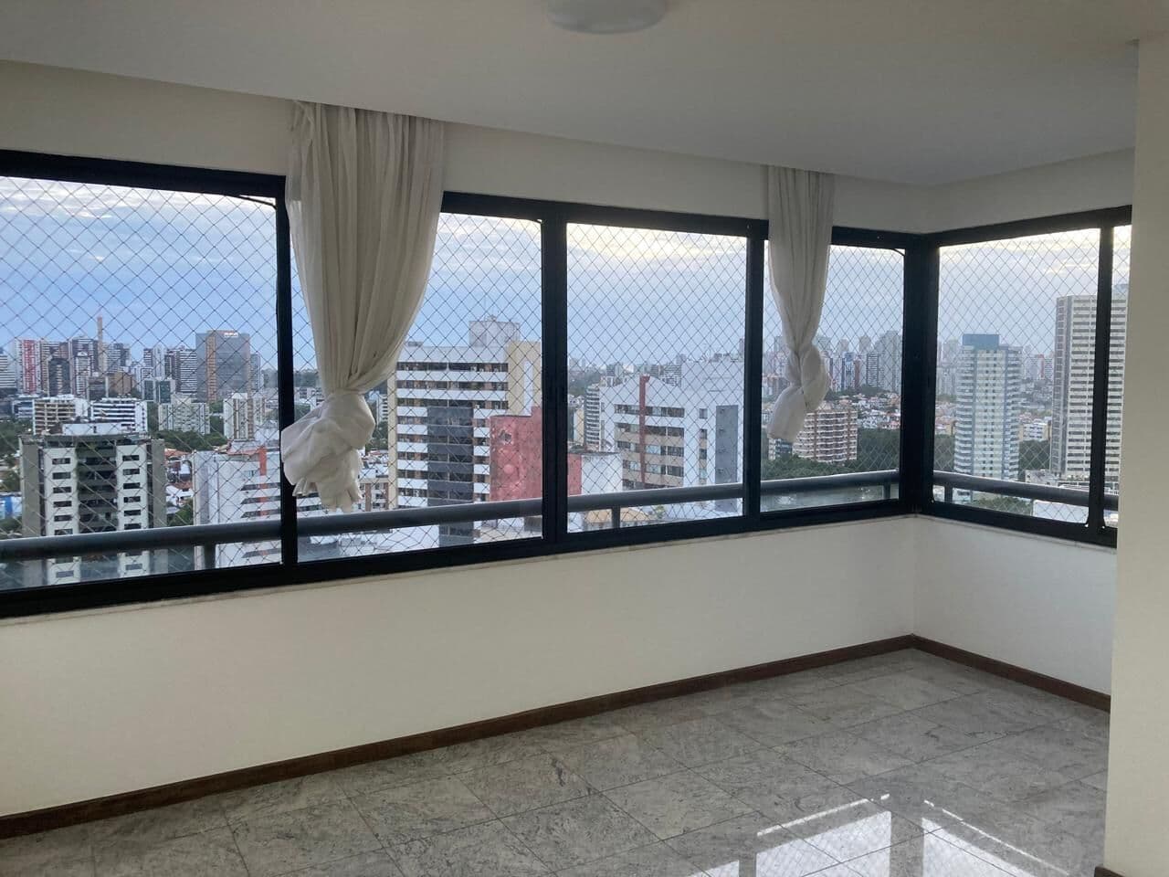 Apartamento Alto Padrão 3/4