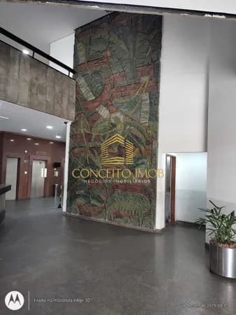 Oportunidade: sala comercial na Av. Tancredo Neves!