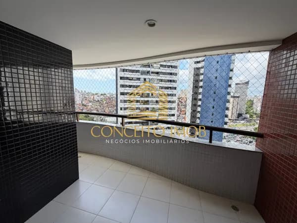 Apartamento em Salvador - Itaigara