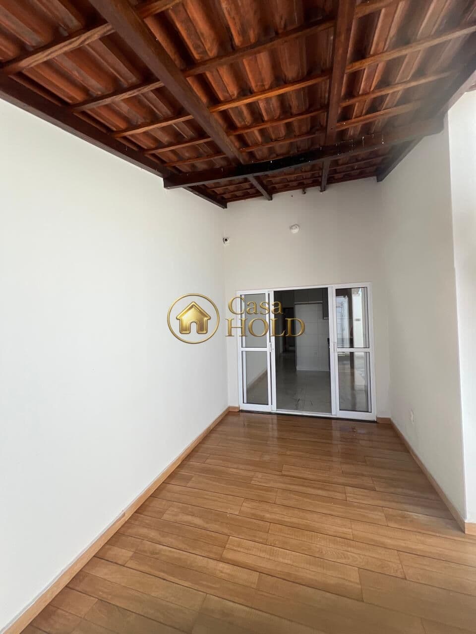 Casa pronta para morar no Bairro Shopping Park com 2/4