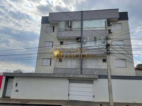 Apartamento com 2 quartos no Bairro Santa Mônica com elevador