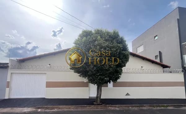 Casa de 3/4 no Bairro Santa Mônica