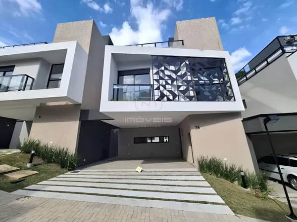 Casa em condomínio com 3 dormitórios, 3 suítes, 2 vagas de garagem, Cascatinha - Curitiba/PR