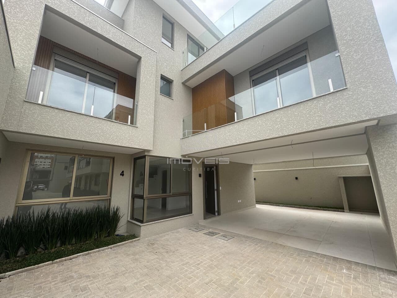 Casa em Curitiba - Boa Vista