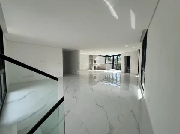 Casa em Curitiba - Campo Comprido