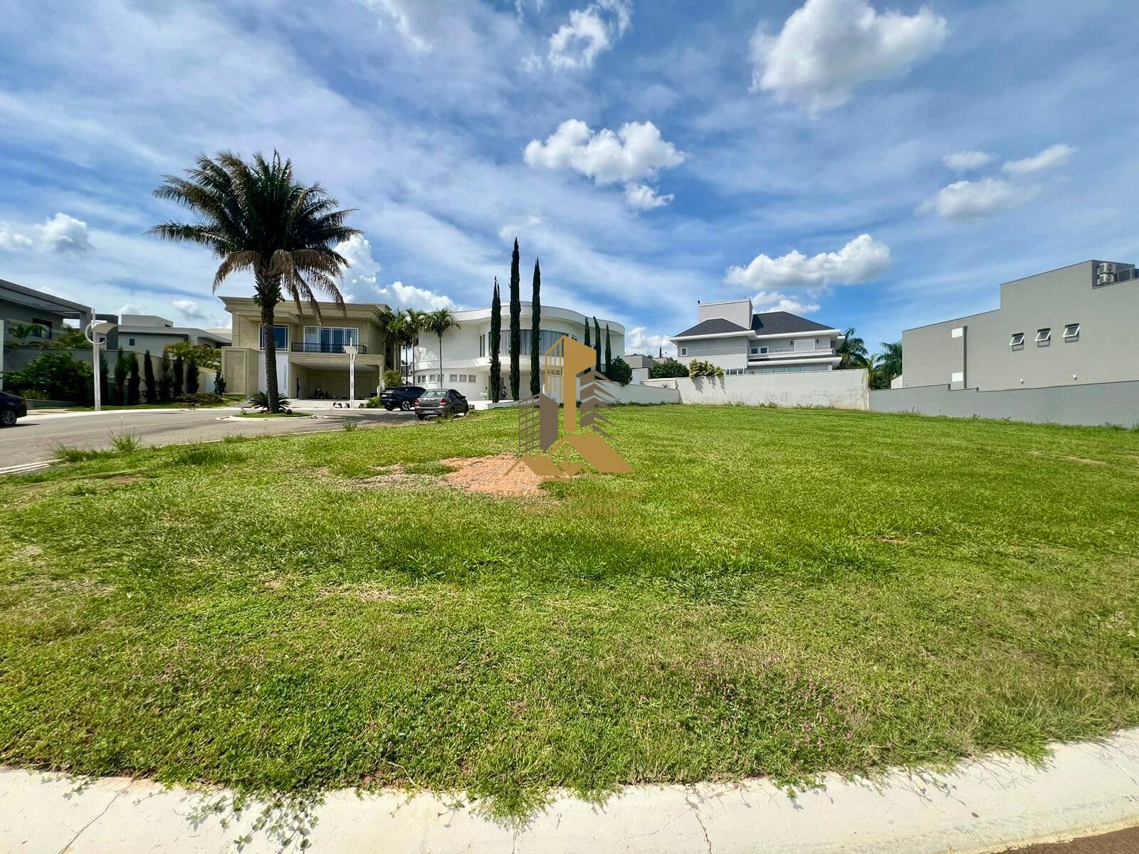 Lote/Terreno em Indaiatuba - Vila Suíça