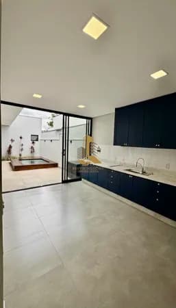 Casa de Condomínio em Indaiatuba - Vila Rubens