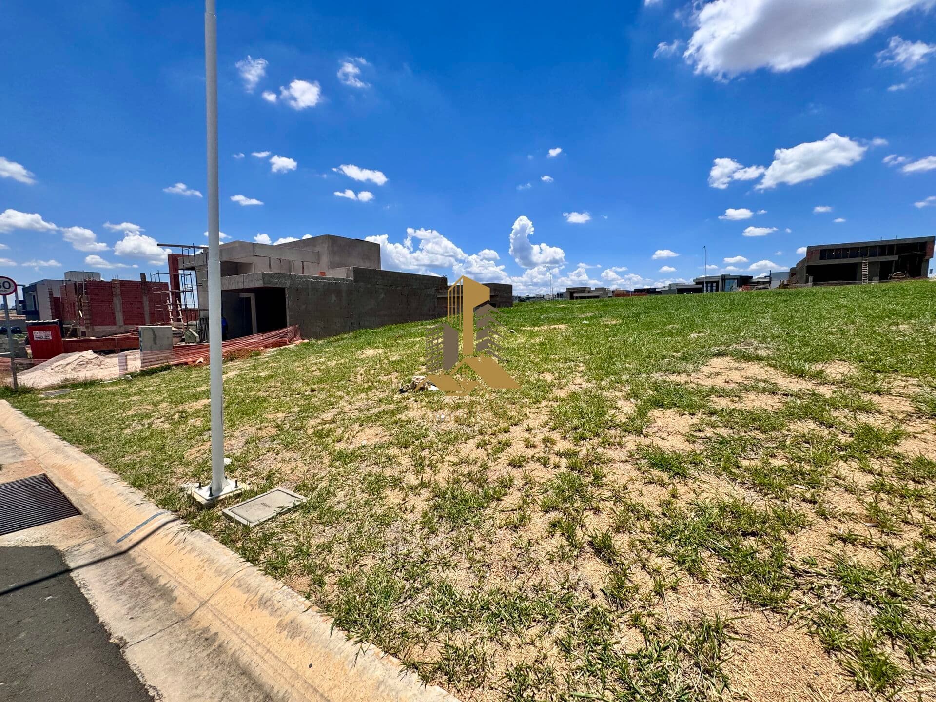 Lote/Terreno em Indaiatuba - Jardim Residencial Dona Maria Candida