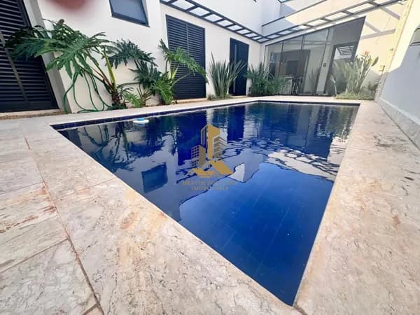 Casa térrea com excelente acabamento !