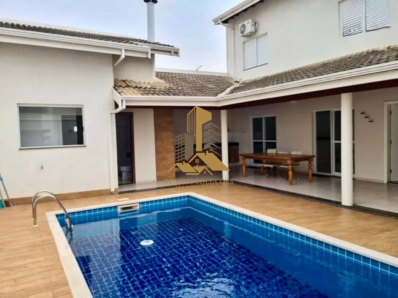 Casa de Condomínio em Indaiatuba - Residencial Beira da Mata