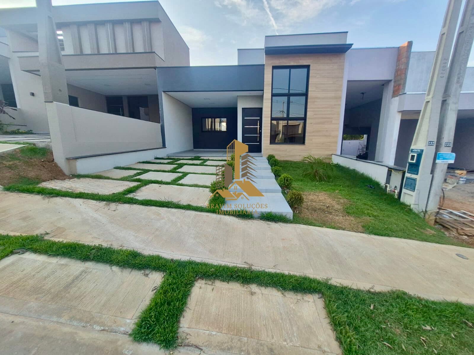 Casa de Condomínio em Indaiatuba - Vila Rubens