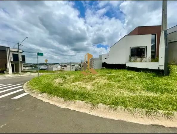Lote/Terreno em Indaiatuba - Jardins do Império