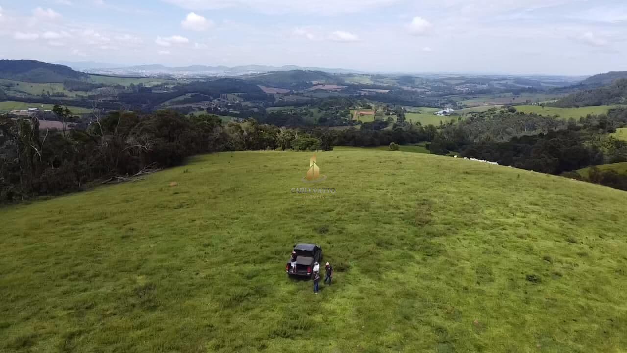 Sítio em Pedra Bela com vista incrível e ótimo potencial de valorização!