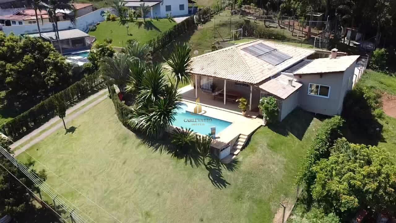 Chácara à Venda em Pinhalzinho – SP
