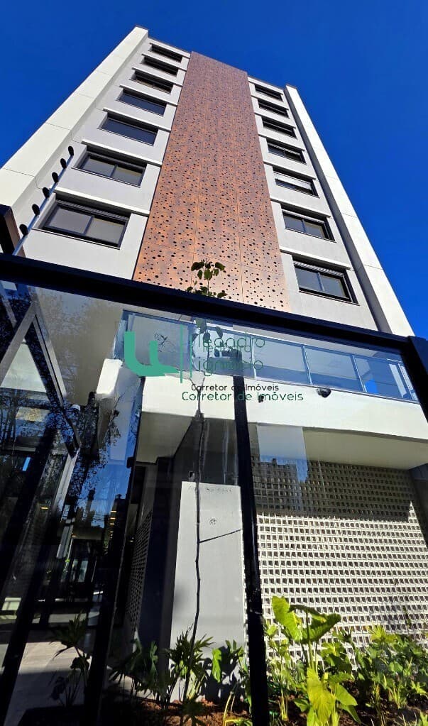 Apart Mobiliado 2 dorm, sendo 1 suíte, 1 vaga, Petrópolis, Porto Alegre