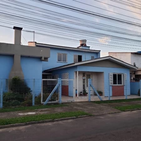 Sobrado 3 dorm, 2 vagas, Marechal Randon, Cachoeirinha
