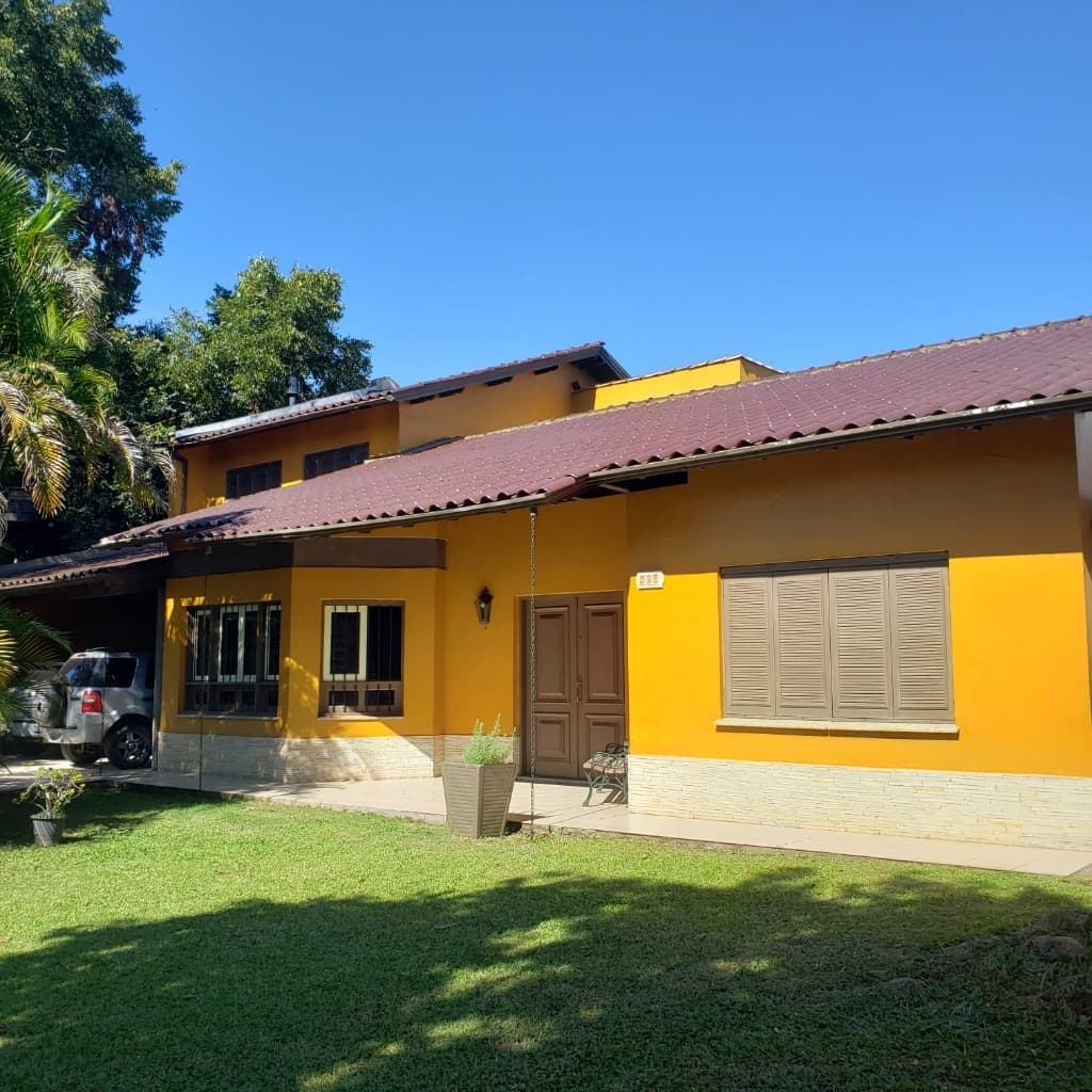 Sobrado 4 dorm, 2 vagas, Sítio Túnel Verde, Cachoeirinha