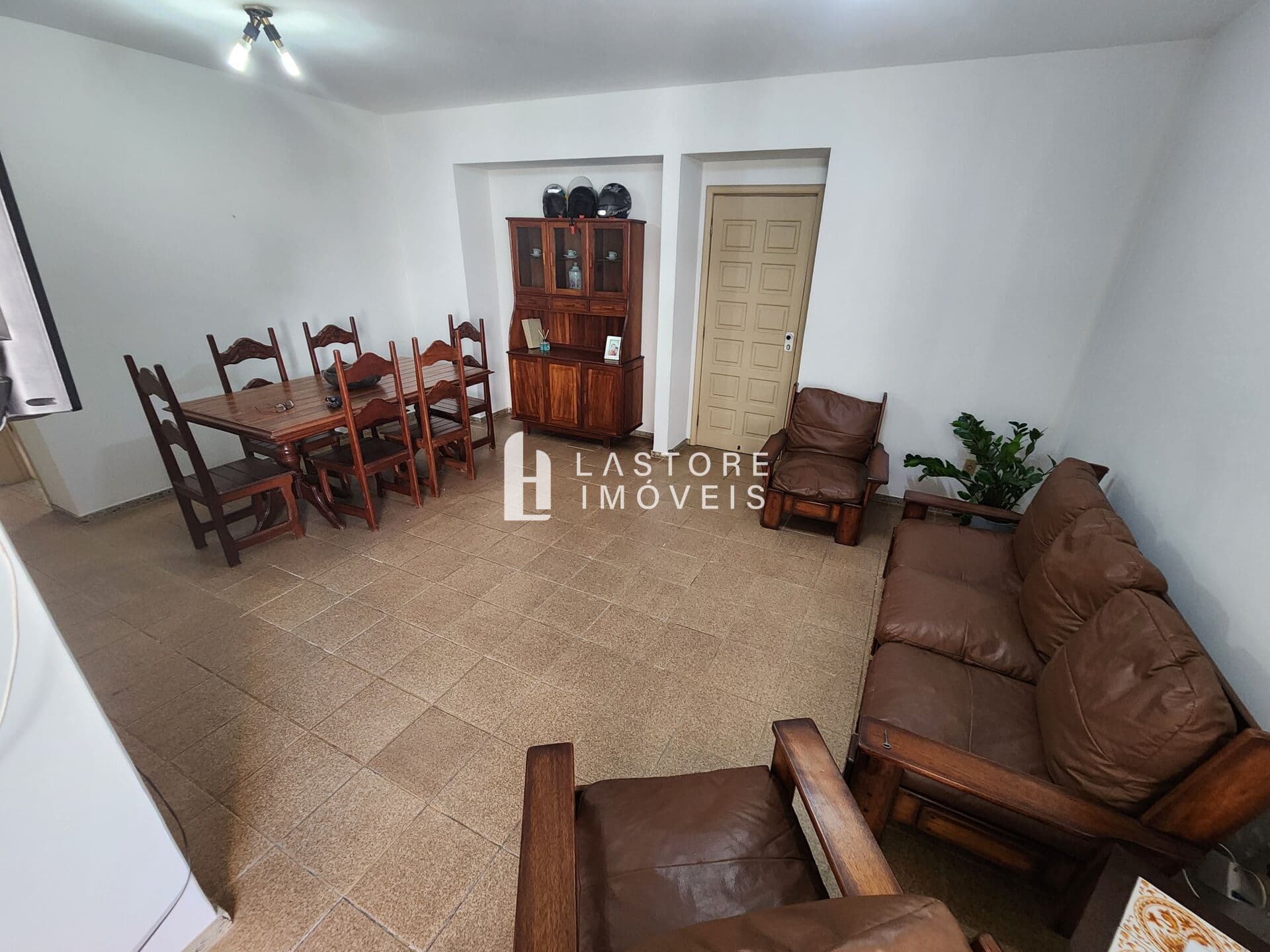 APARTAMENTO DE 3 QUARTOS DISPONÍVEL AV OCEÂNICA PRAIA DO MORRO