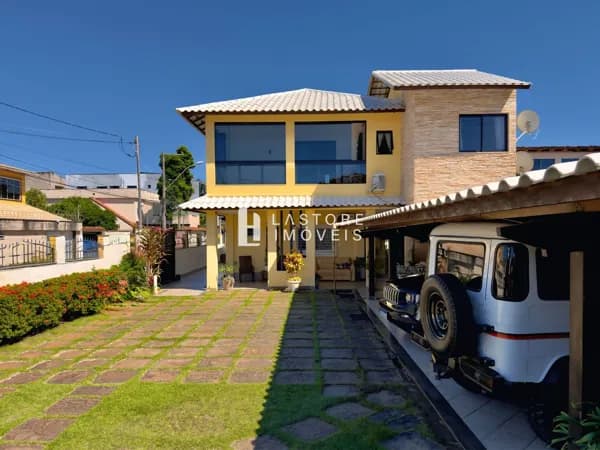 IMPERDÍVEL: CASA COM 04 SUÍTES Á VENDA EM ITAPEBUSSU